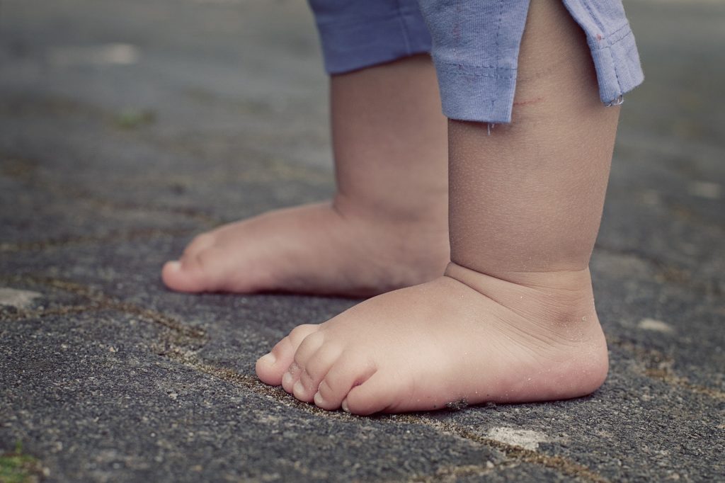 bare footed toddler feet